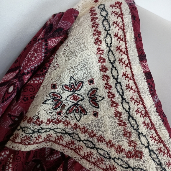 2/$30 Xhilaration Burgundy Merlo Western Patterned Top-(#69) - Picture 6 of 10